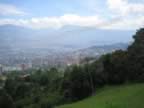 Las Palmas Medellin - El Tesoro Poblado - Pueblito Paisa el fondo (137kb)